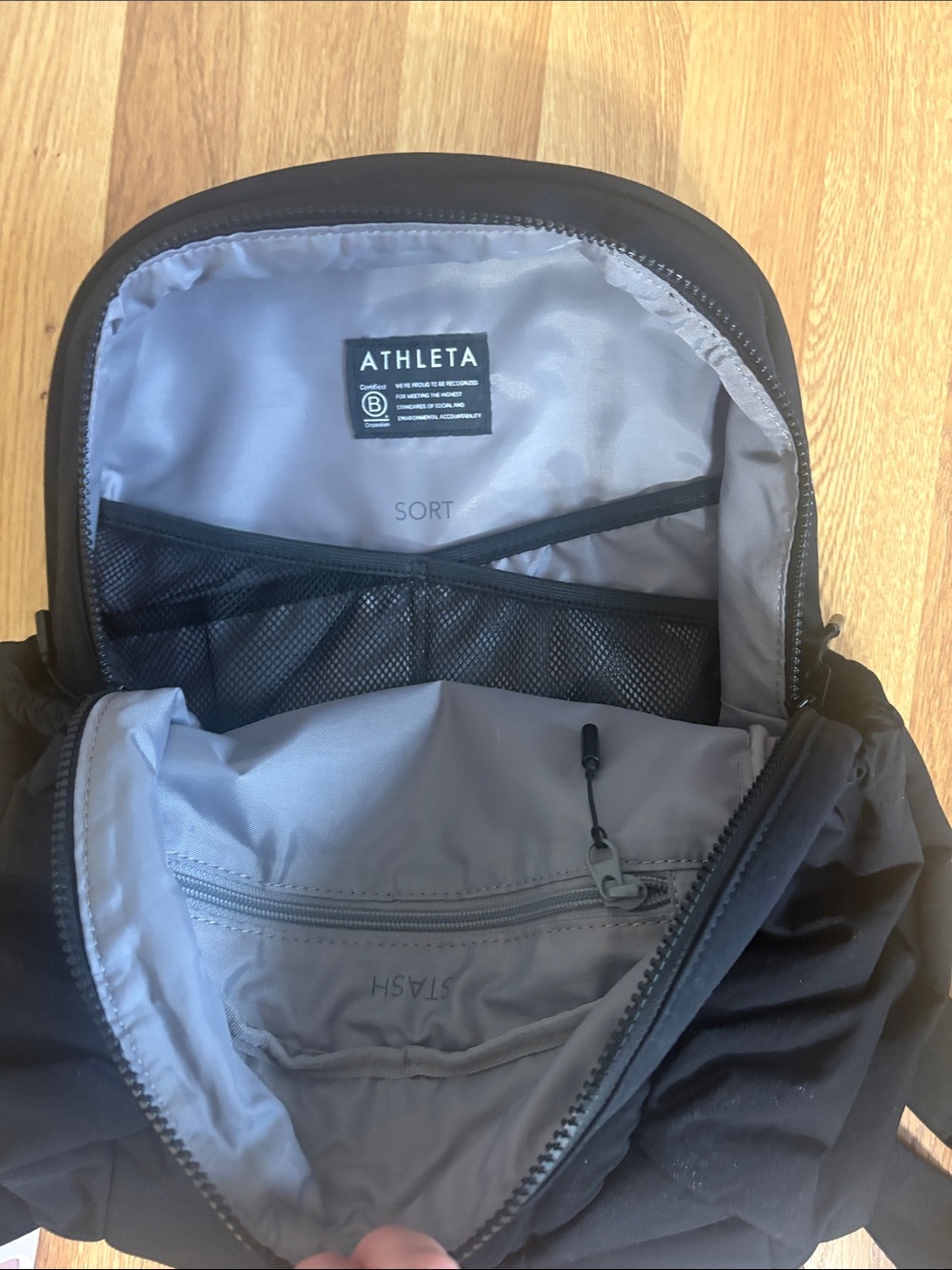 Back Pack - Picture 3 of 4